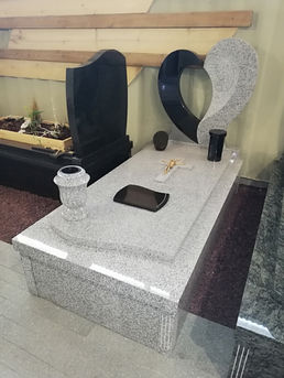 Pierre tombale economique